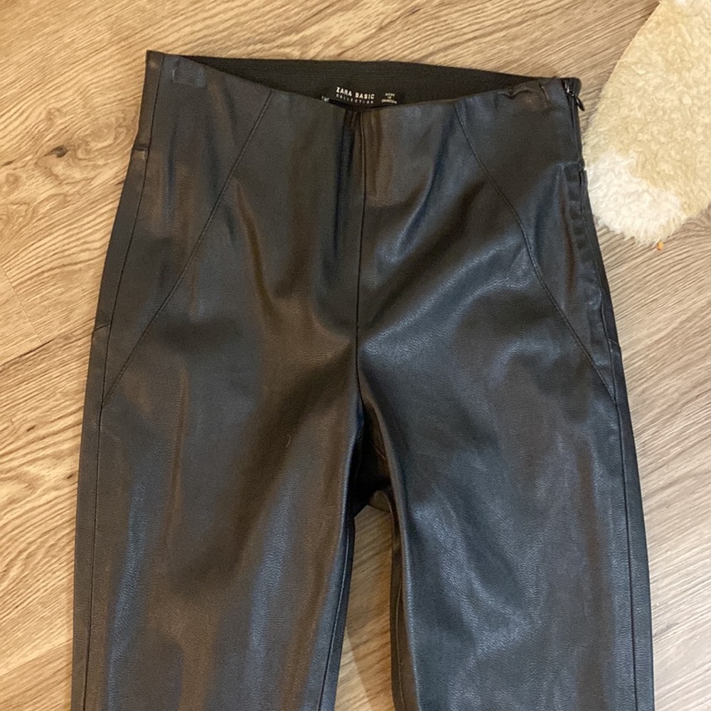 Zara Basic Collextion | Faux leather pants